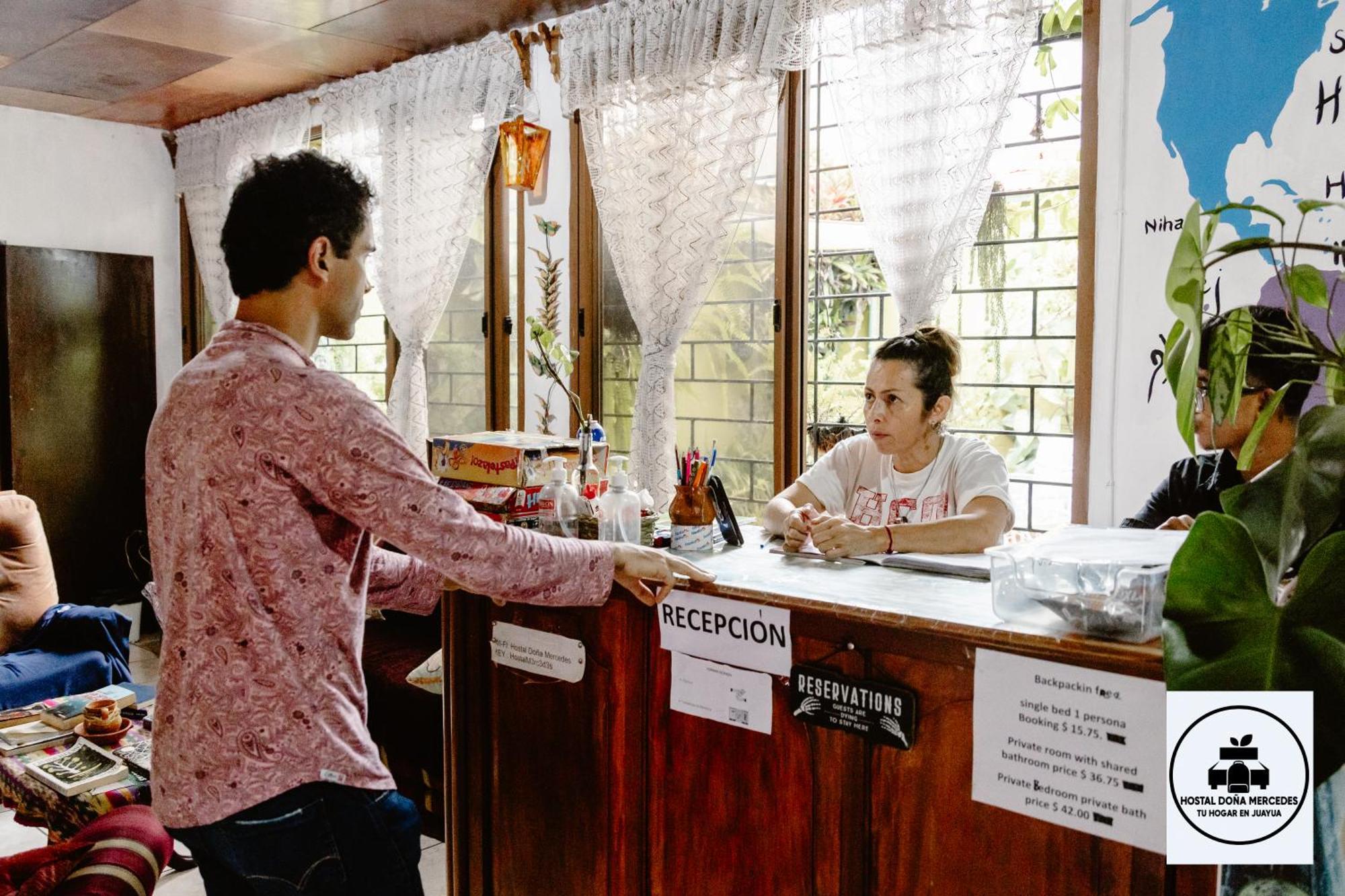 Hostal Dona Mercedes Juayua Exterior photo