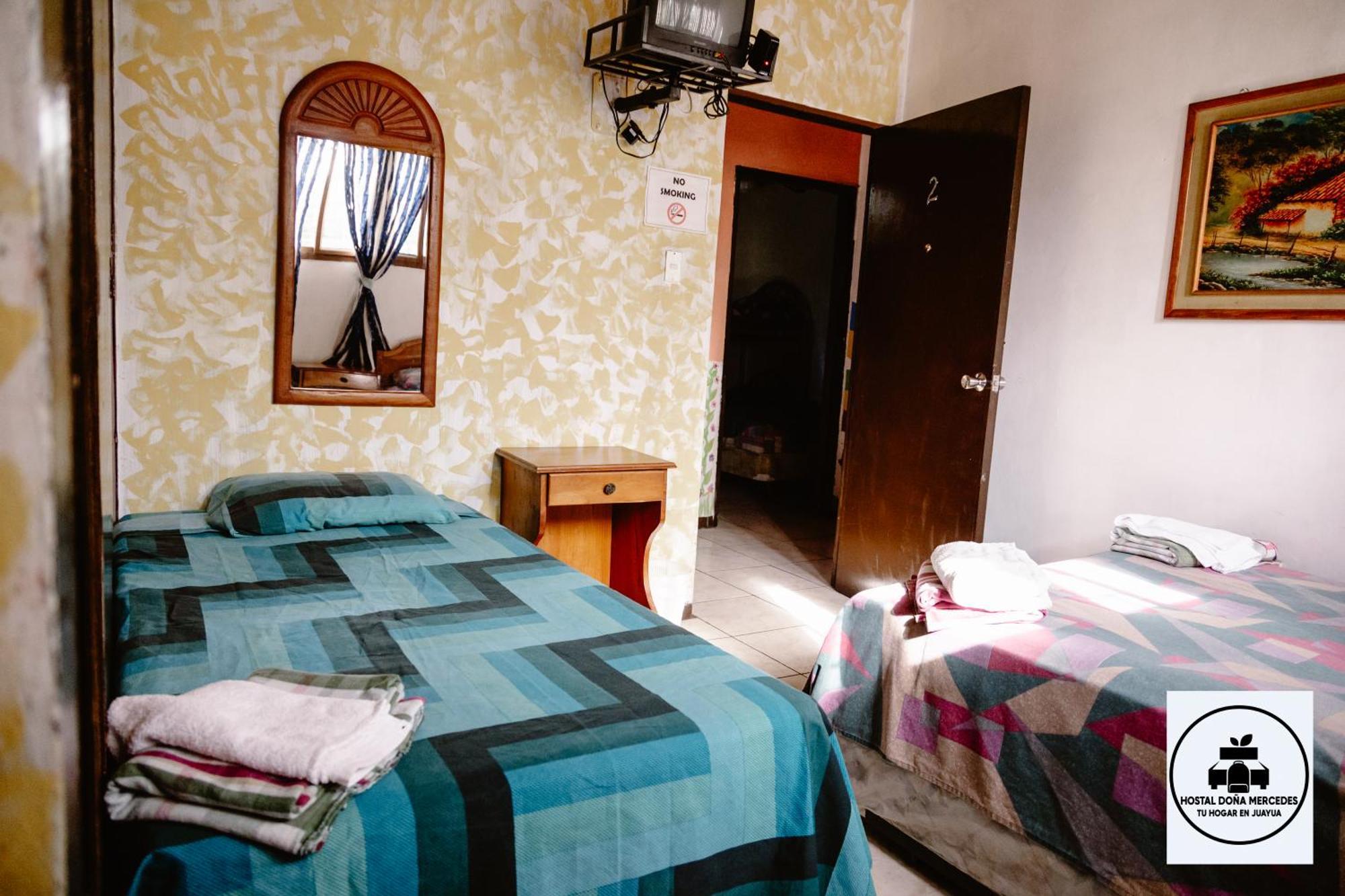 Hostal Dona Mercedes Juayua Exterior photo