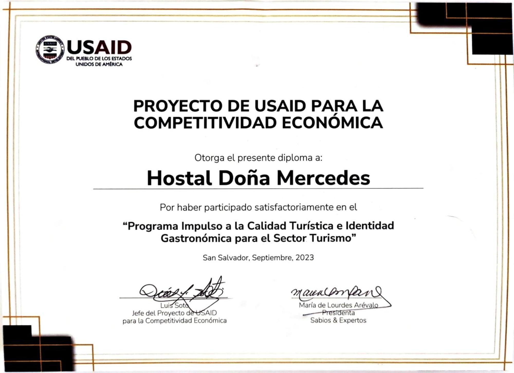 Hostal Dona Mercedes Juayua Exterior photo