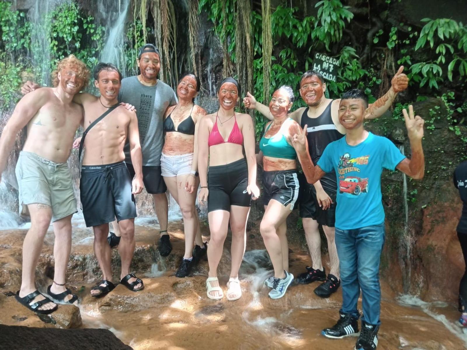 Hostal Dona Mercedes Juayua Exterior photo