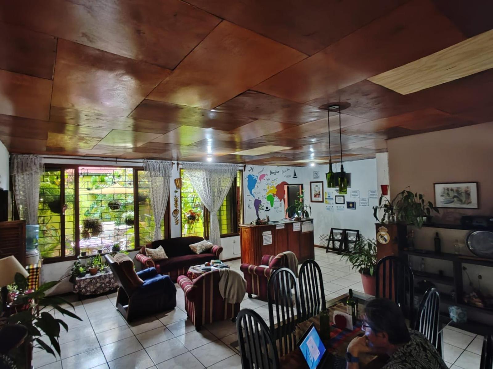 Hostal Dona Mercedes Juayua Exterior photo